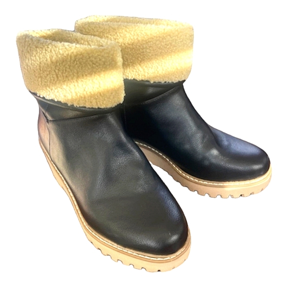 Dolce Vita Sherpa Boots Black Size 9
